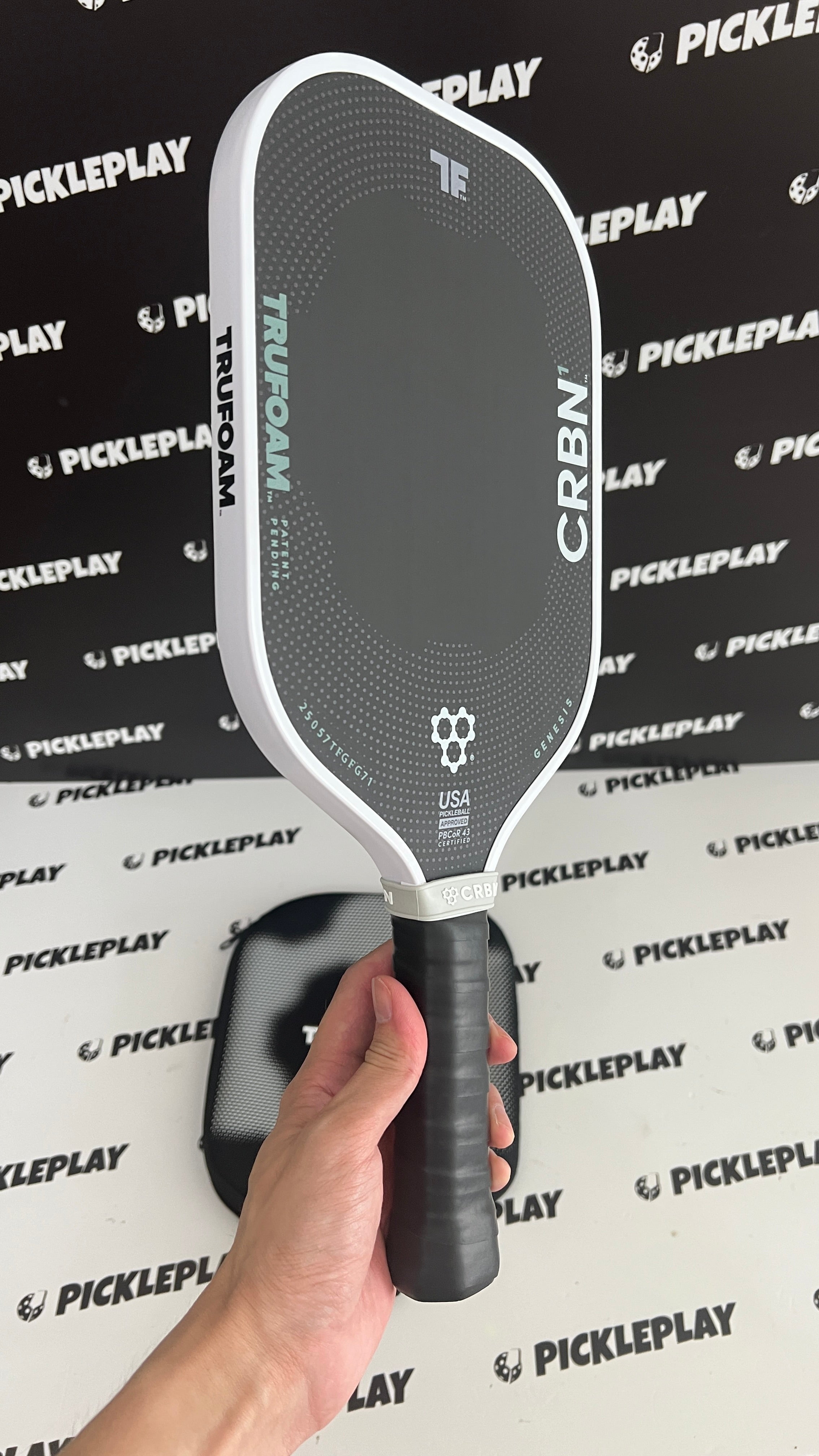 CRBN Trufoam Genesis TF1 mới 90%, nữ đánh hơn 2 tuần