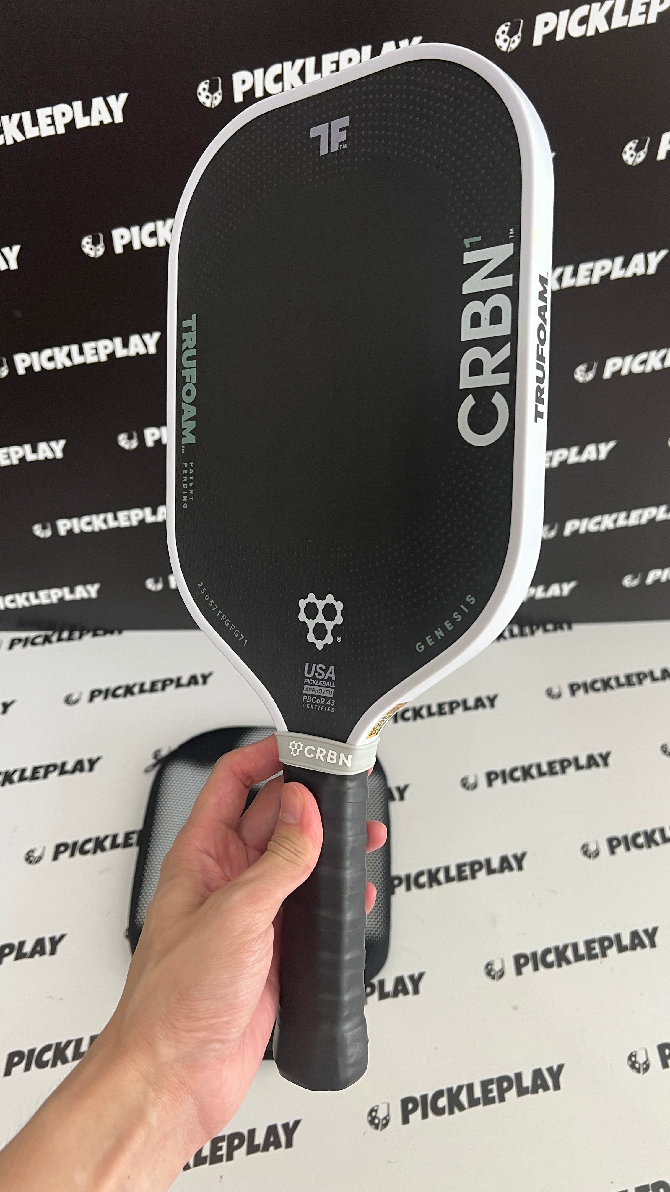 CRBN Trufoam Genesis TF1 mới 90%, nữ đánh hơn 2 tuần