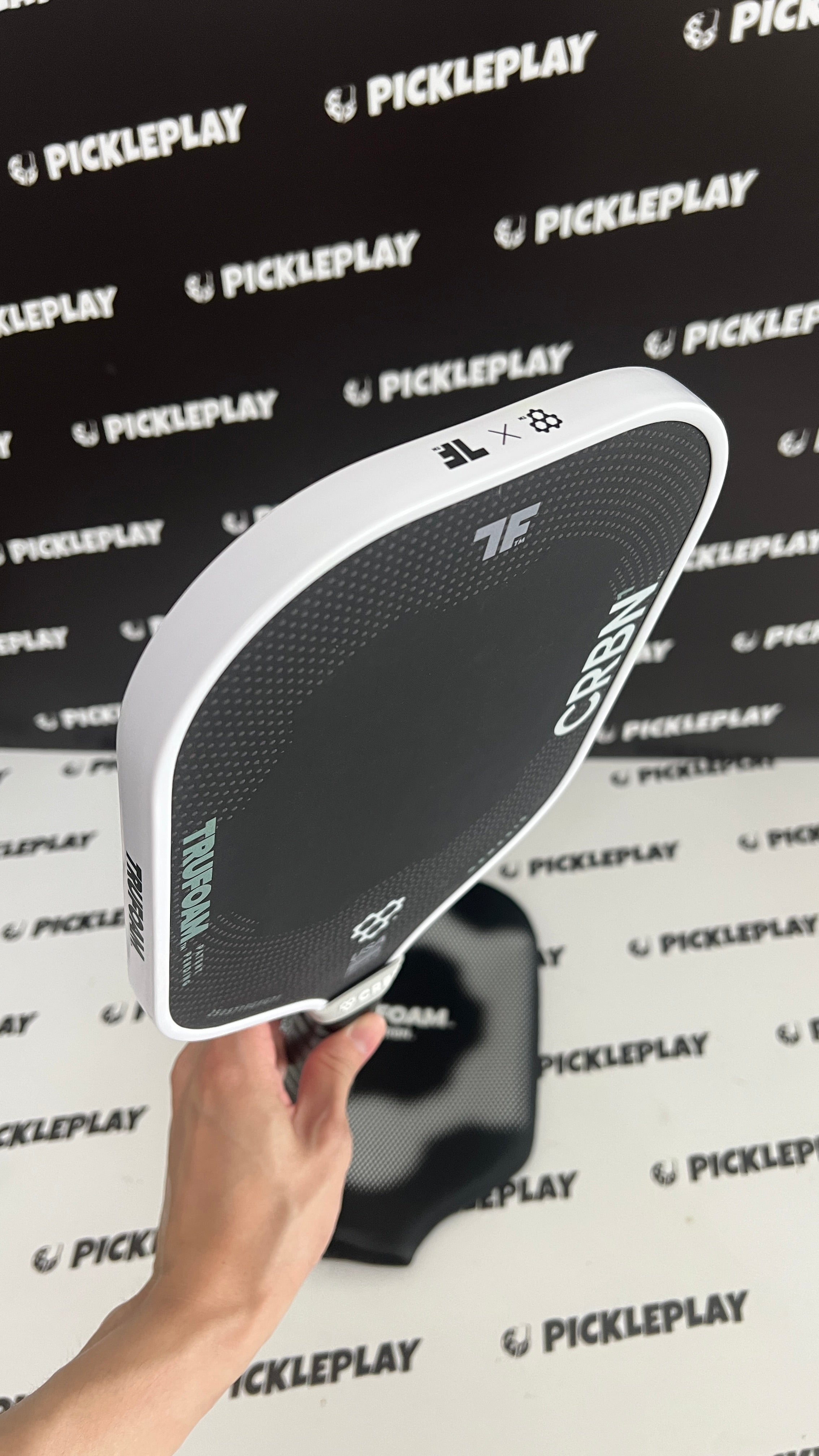 CRBN Trufoam Genesis TF1 mới 90%, nữ đánh hơn 2 tuần