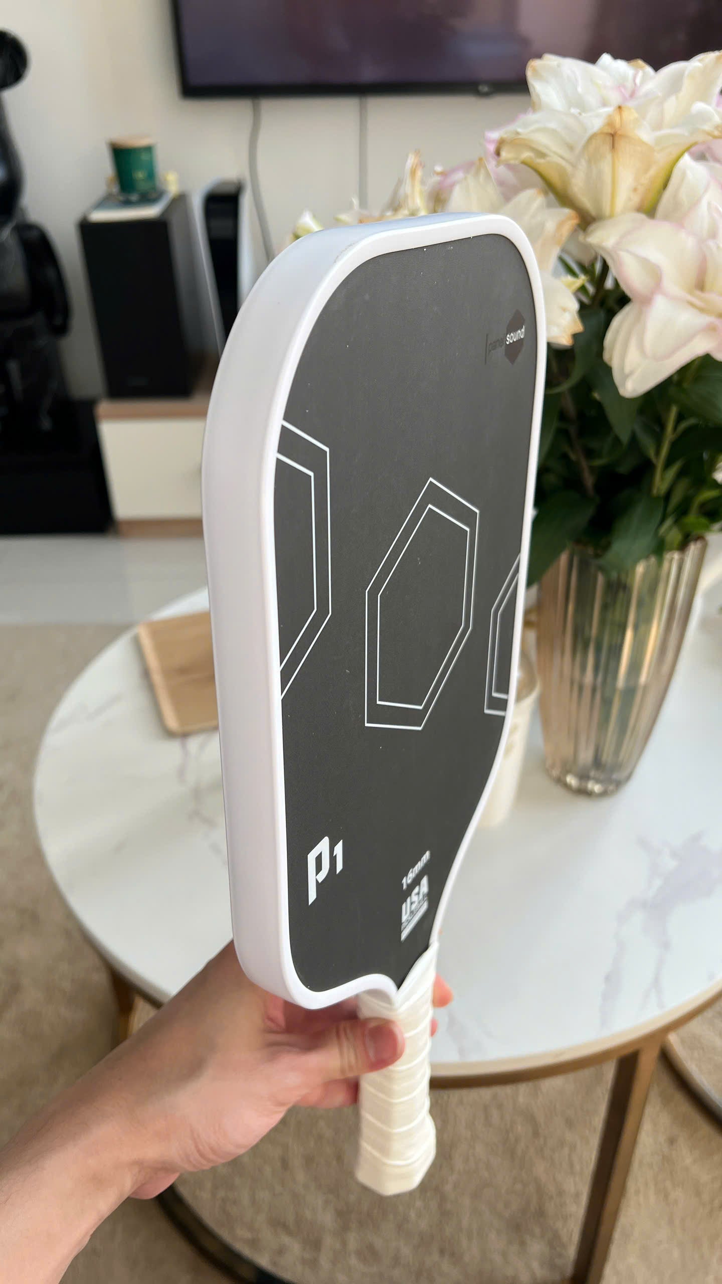 Selling Sound Panel P1 with Modta-like form, used for 3 matches