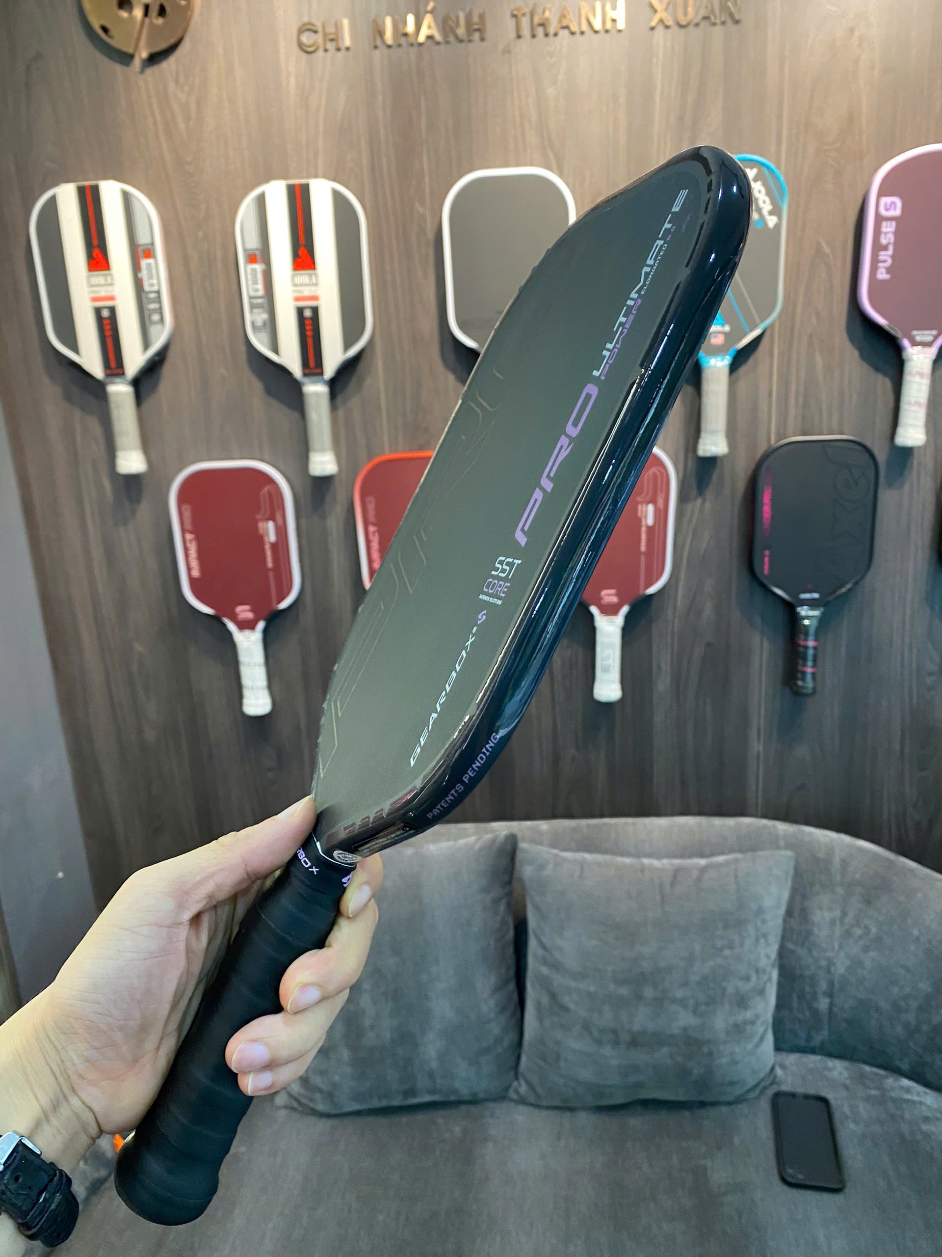 Gearbox Pro Ultimate Power, only used 3 games, no scratches on the edges