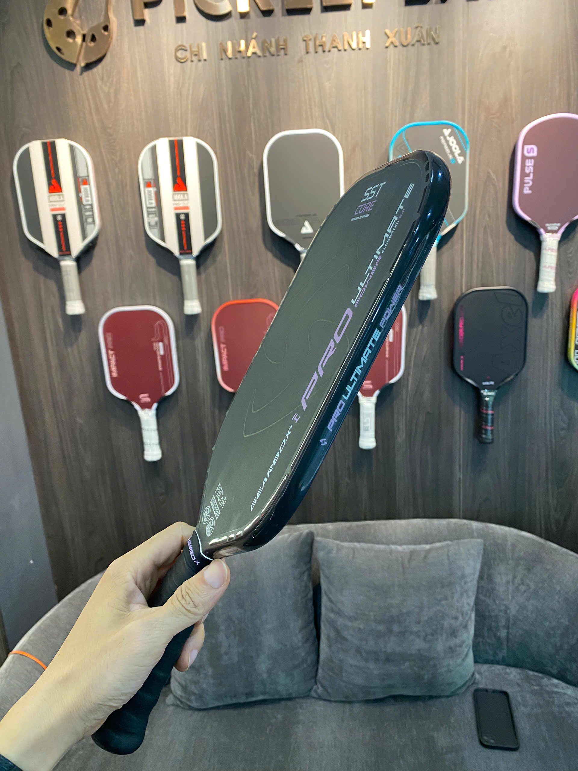 Gearbox Pro Ultimate Power, only used 3 games, no scratches on the edges