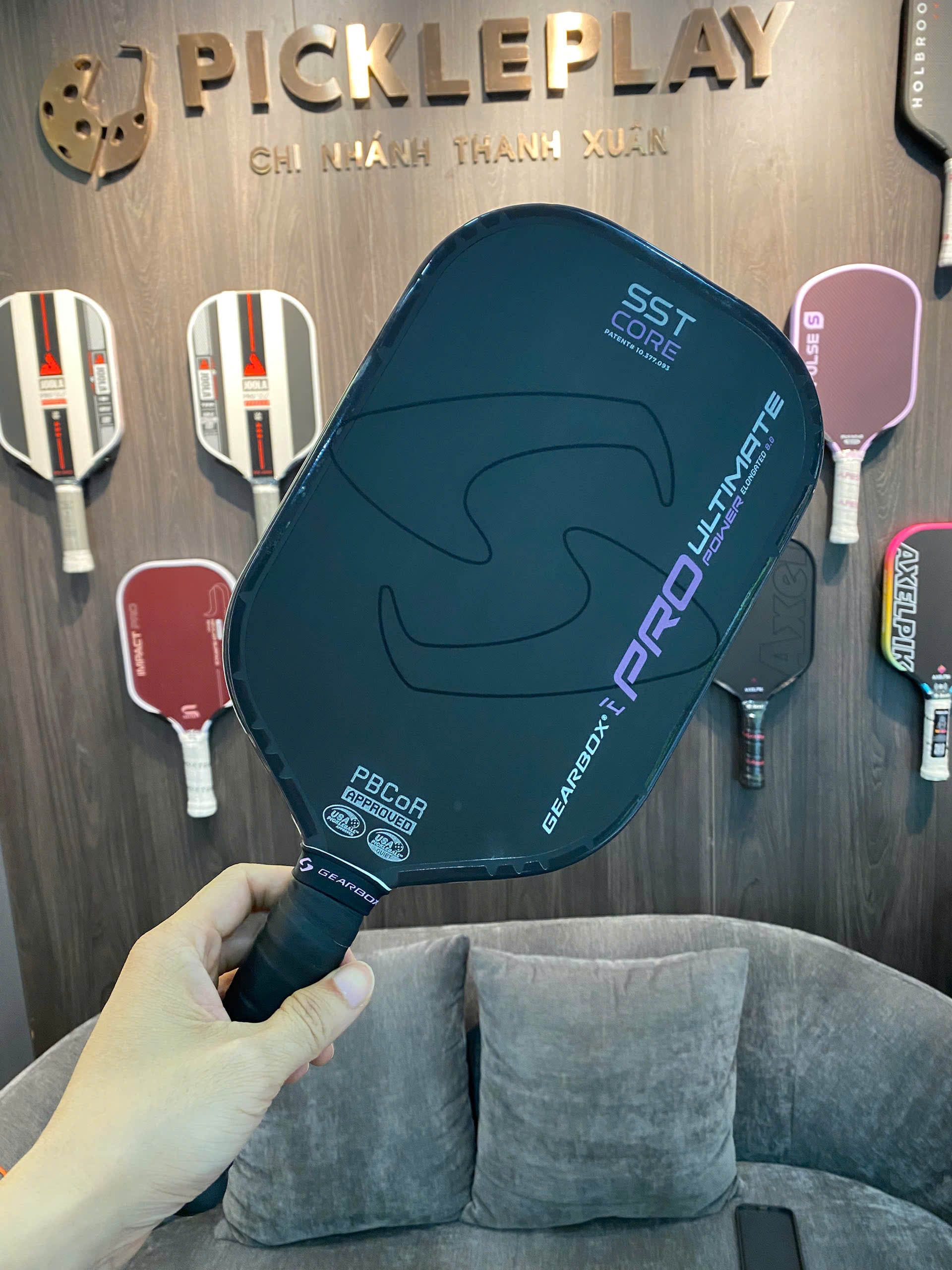 Gearbox Pro Ultimate Power mới xài được 3 trận, viền không một vết xước