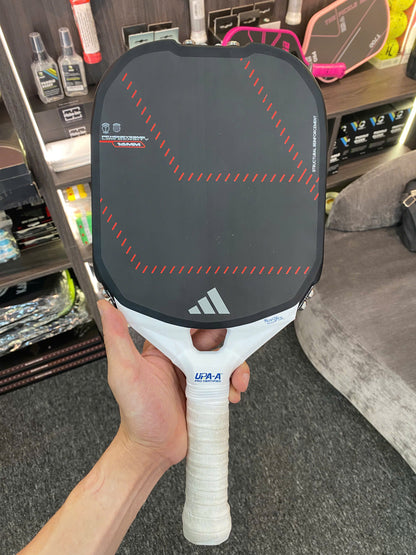 Vợt Pickleball Adidas Metalbone LP đánh ít, viền xước đúng 1 vết nhẹ
