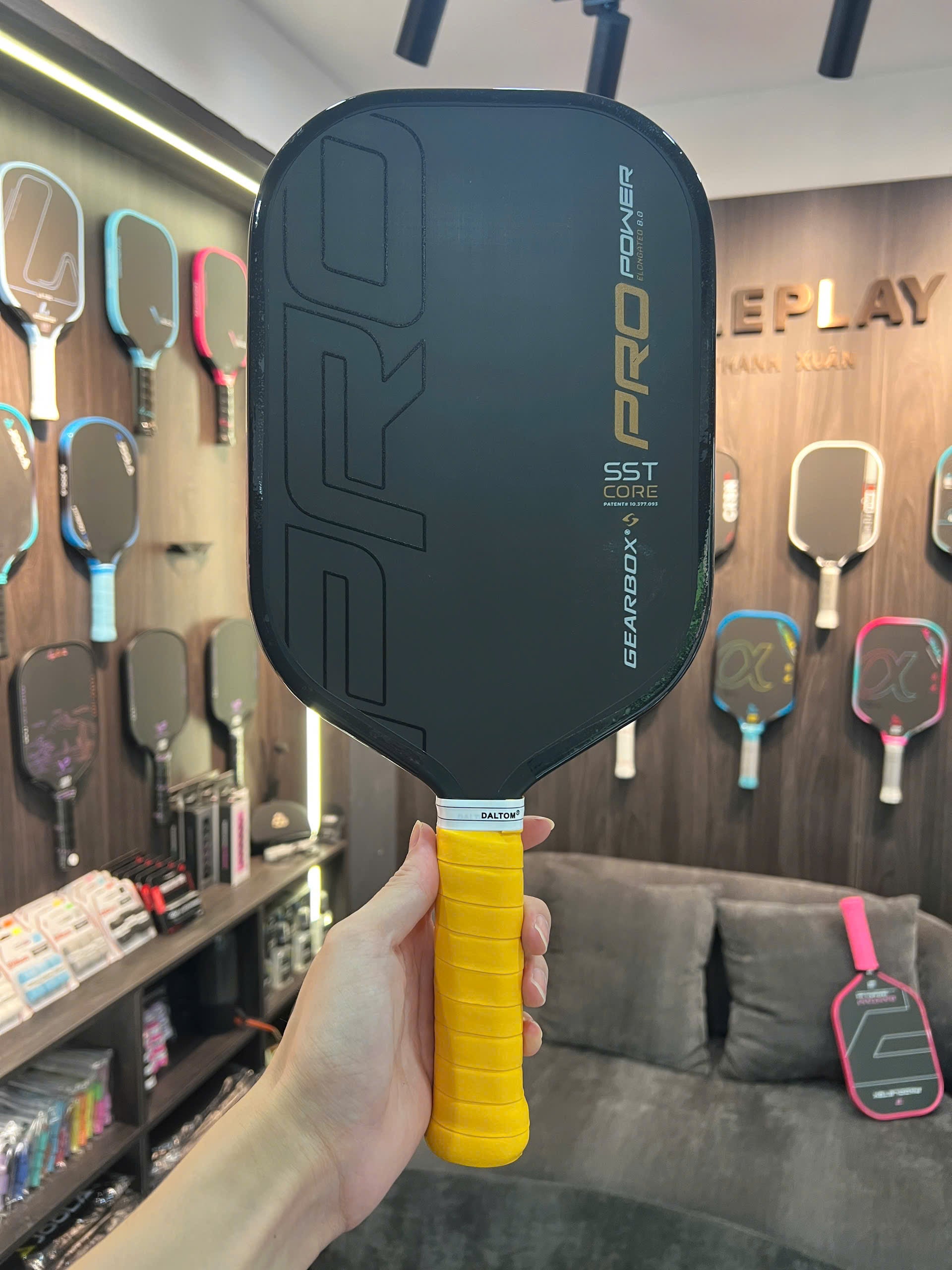Gearbox Pro Power Elongated mới đánh 2 ngày, viền không một vết xước