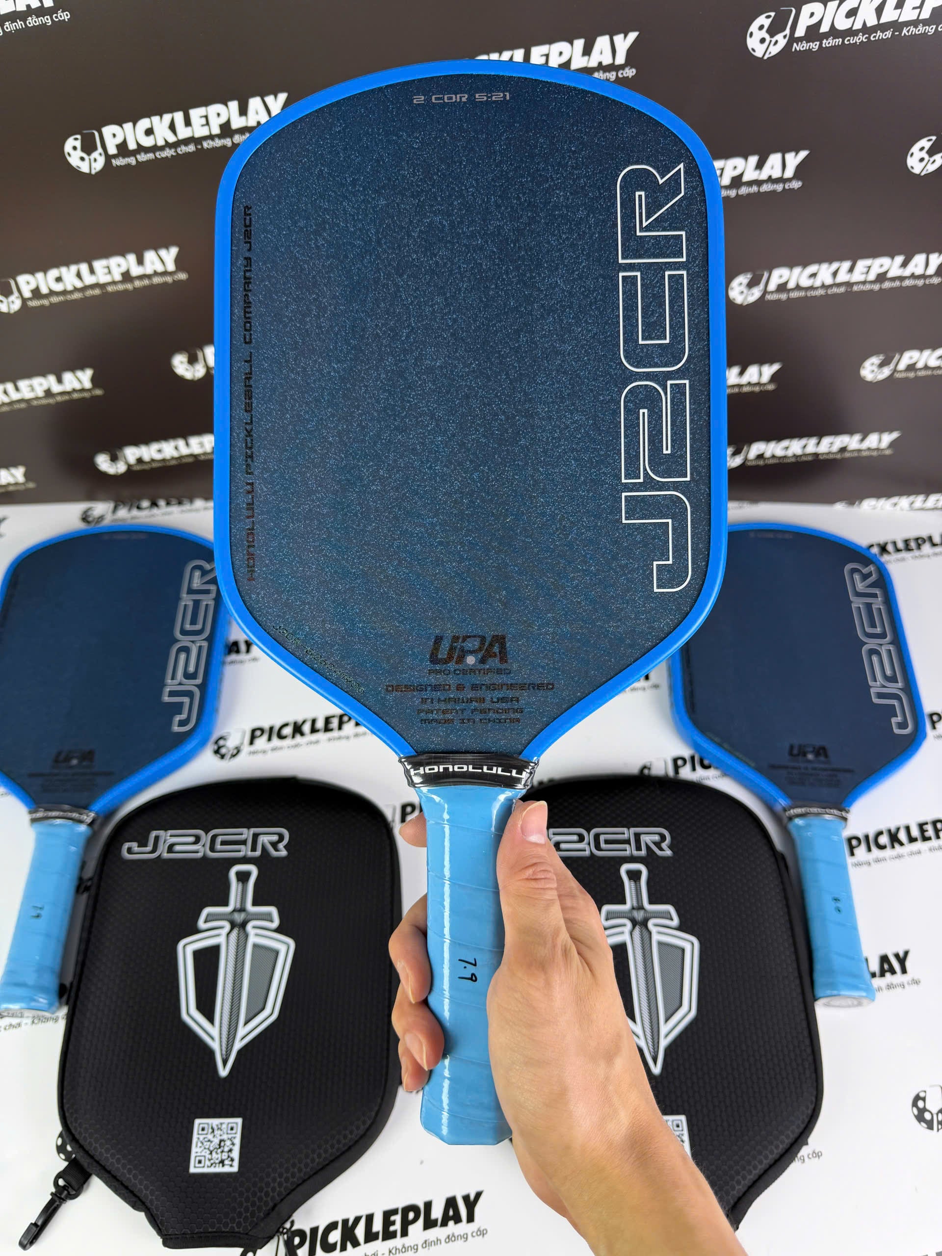 Pickleball Paddle Honolulu SWORD & SHIELD J2CR Crystal Blue